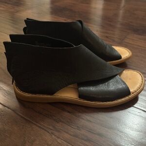 Born IWA Black Leather Sandals, BRAND NEW in BOX.